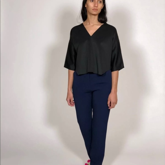 Indian Designers LOVE BIRDS open back origami top - Picture 2 of 6